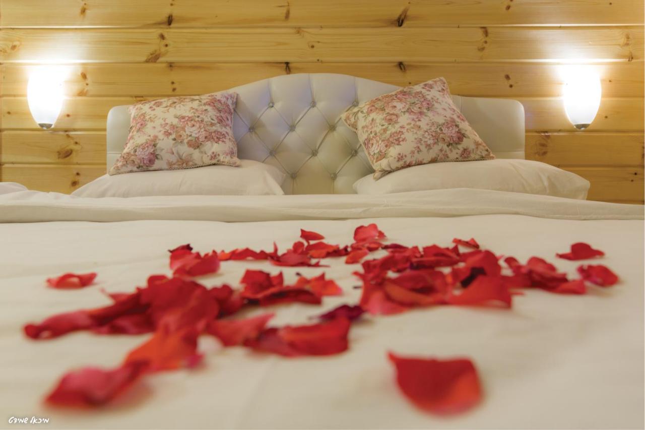 Hotel Etzel Tami Hospitality Neot Golan Exterior foto