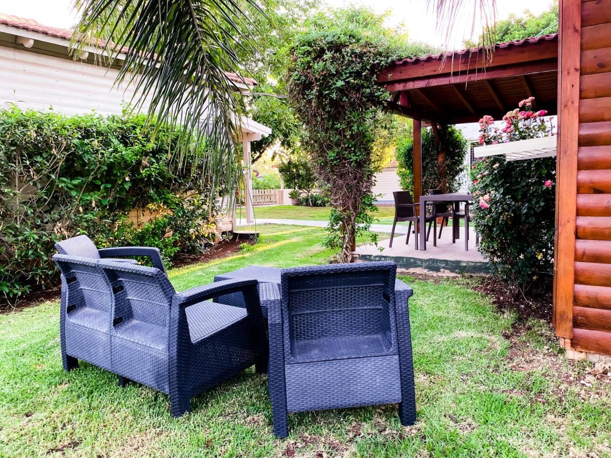 Hotel Etzel Tami Hospitality Neot Golan Exterior foto