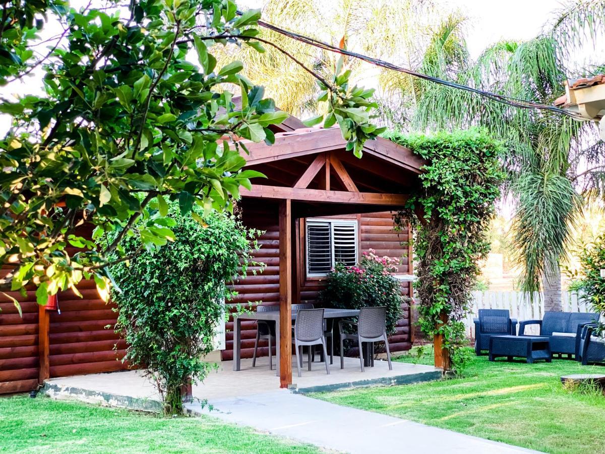 Hotel Etzel Tami Hospitality Neot Golan Exterior foto