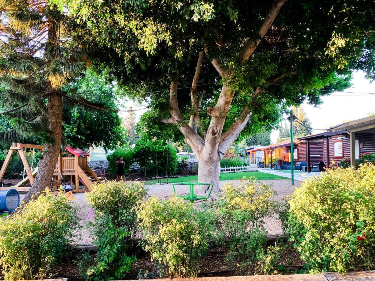 Hotel Etzel Tami Hospitality Neot Golan Exterior foto
