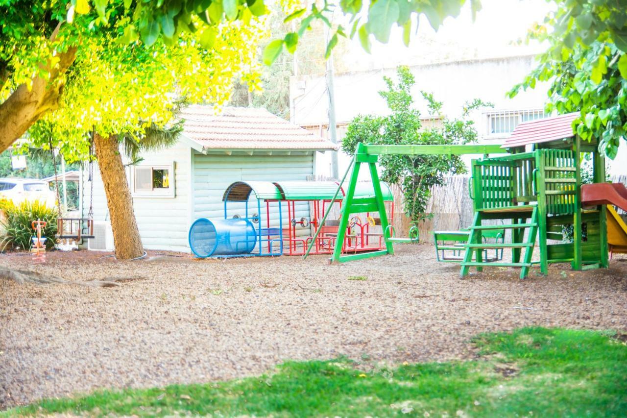 Hotel Etzel Tami Hospitality Neot Golan Exterior foto