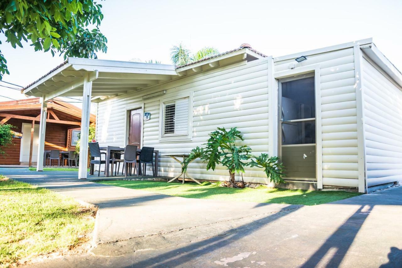 Hotel Etzel Tami Hospitality Neot Golan Exterior foto